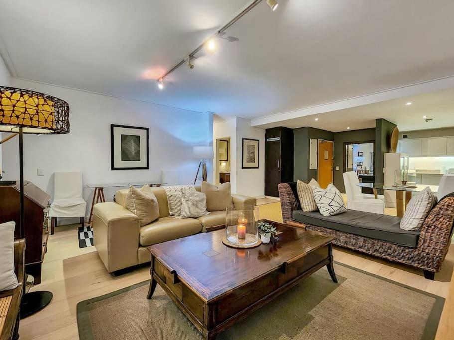 דירות קייפטאון Cozy And Stylish With Exceptional Views! מראה חיצוני תמונה