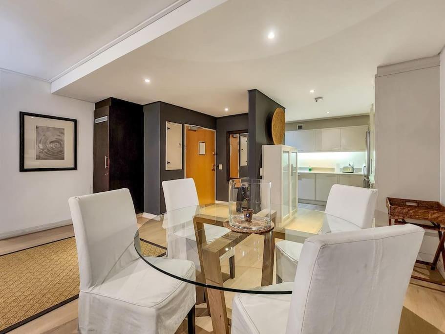 דירות קייפטאון Cozy And Stylish With Exceptional Views! מראה חיצוני תמונה