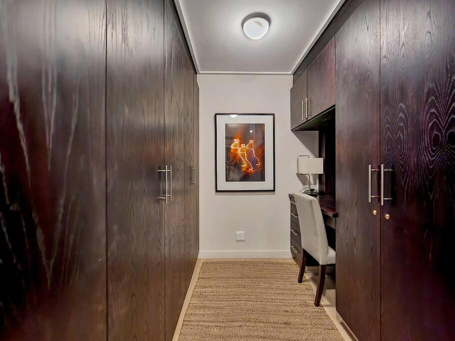 דירות קייפטאון Cozy And Stylish With Exceptional Views! מראה חיצוני תמונה