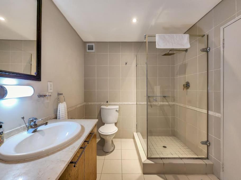 דירות קייפטאון Cozy And Stylish With Exceptional Views! מראה חיצוני תמונה