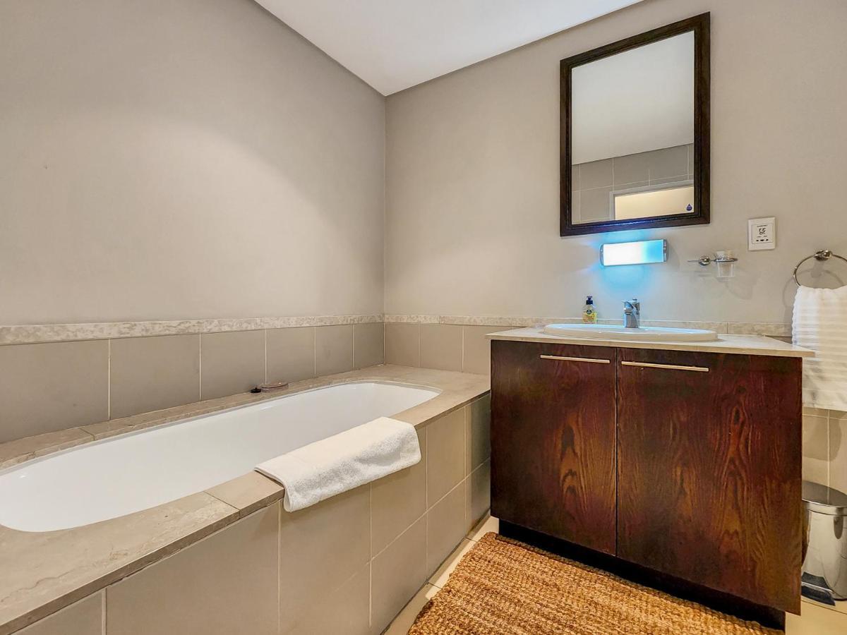 דירות קייפטאון Cozy And Stylish With Exceptional Views! מראה חיצוני תמונה